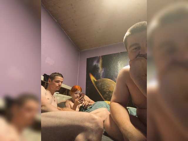 CherryTrio live cam on BongaCams