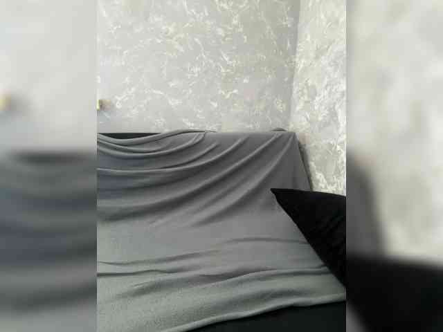 Malyshka69 webcam