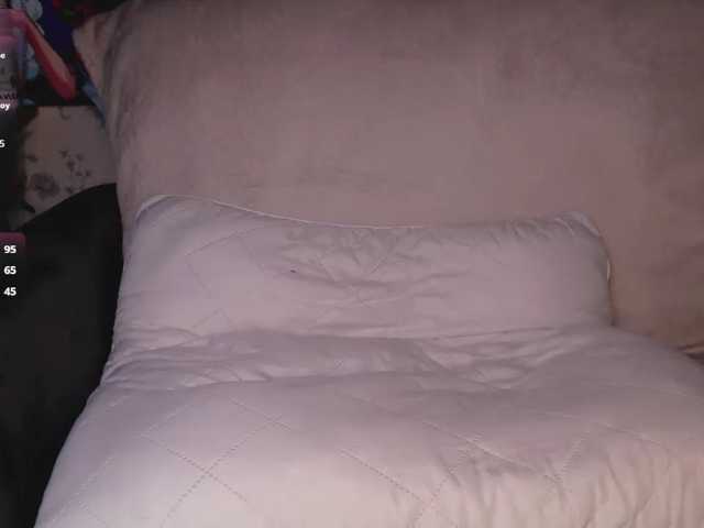 tastycherrypie live cam on BongaCams