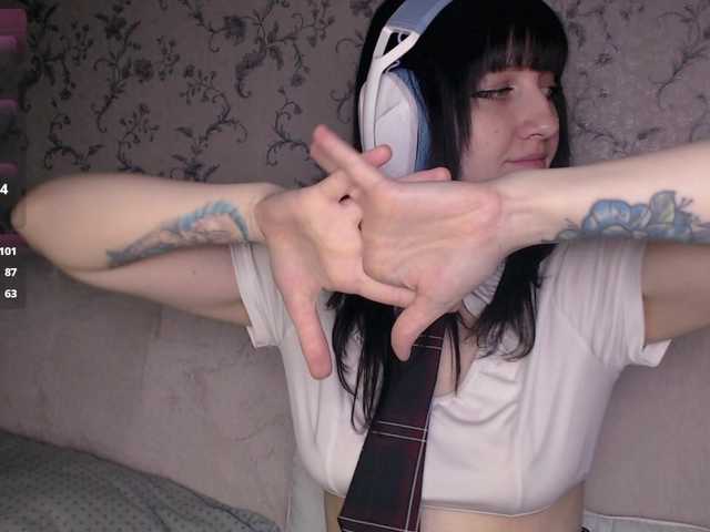 tastycherrypie live cam on BongaCams