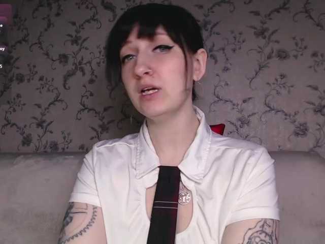 tastycherrypie live cam on BongaCams