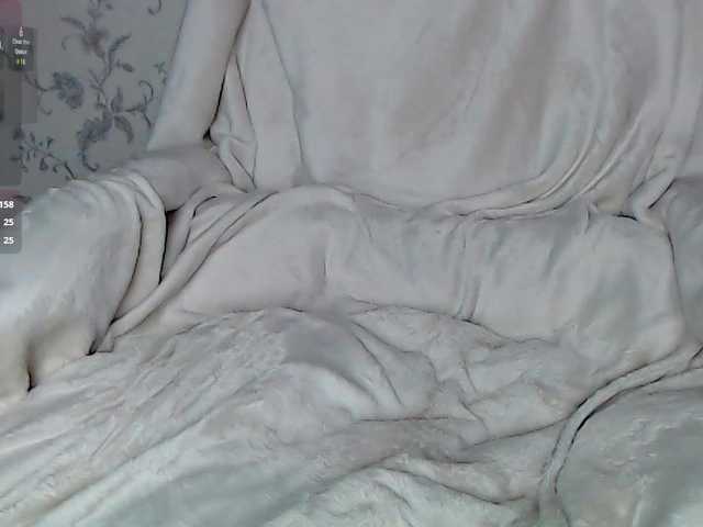 tastycherrypie live webcam show