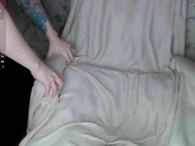 tastycherrypie webcam