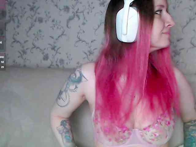 tastycherrypie webcam