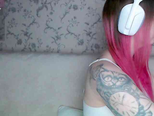 tastycherrypie webcam