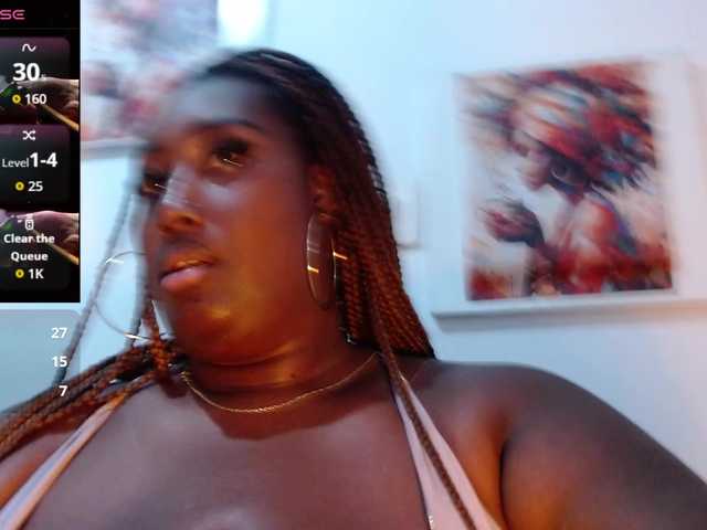 SavannaRichards live cam on BongaCams
