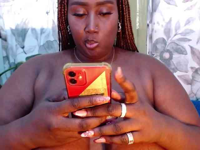 SavannaRichards webcam