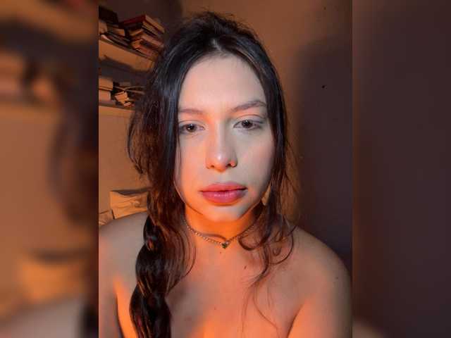 Bellinipornstar live webcam show