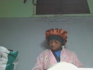 Joela1's Live Webcam