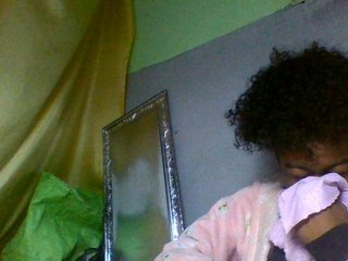 Joela1's Live Webcam