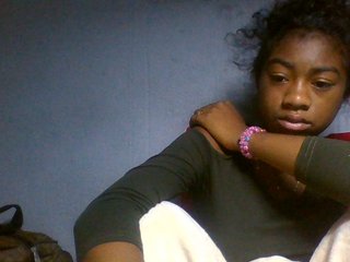Joela1's Live Webcam