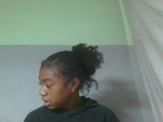 Joela1's Live Webcam
