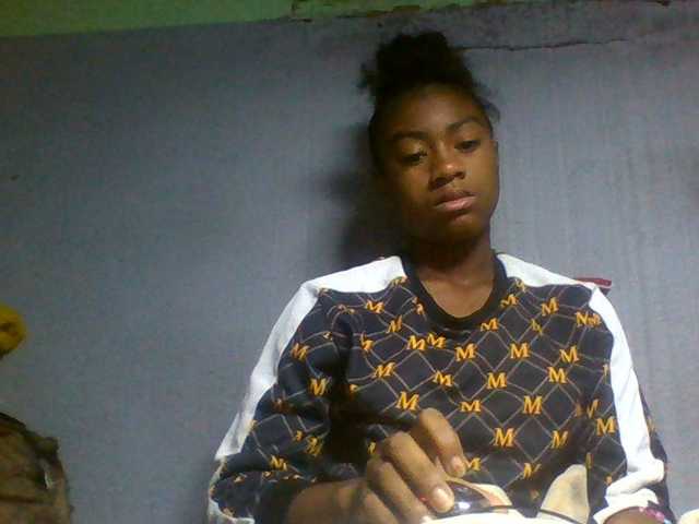 Joela1 live cam on BongaCams