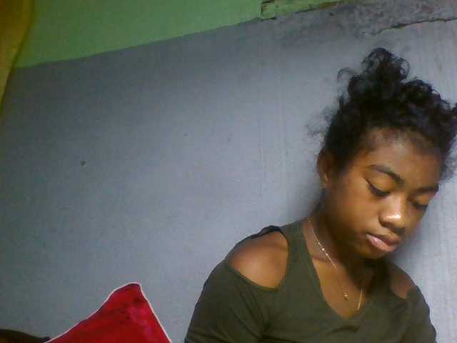 Joela1 live cam on BongaCams