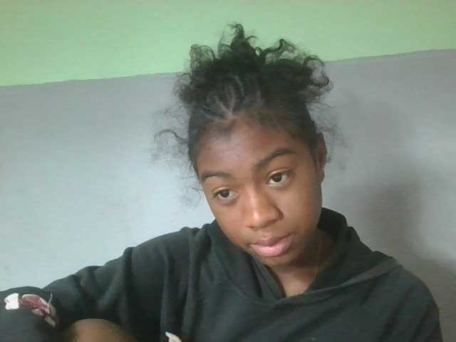 Joela1 live cam on BongaCams