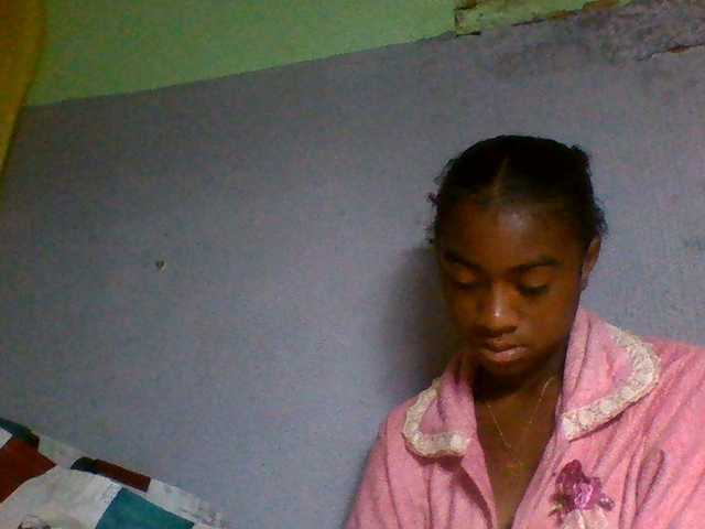 Joela1 live cam on BongaCams
