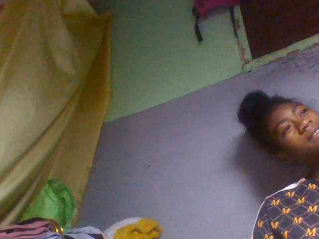 Joela1 webcam