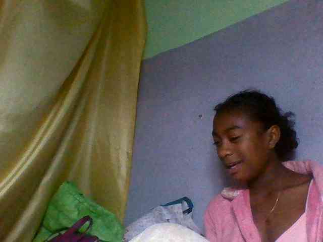 Joela1 webcam
