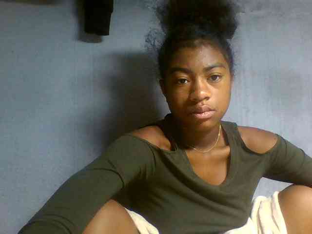 Joela1 webcam