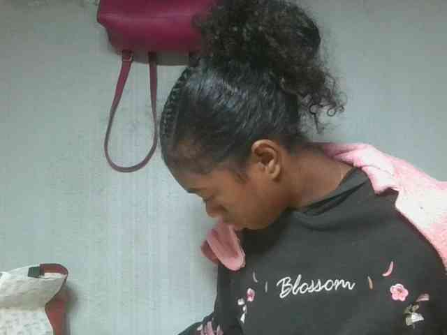 Joela1 webcam