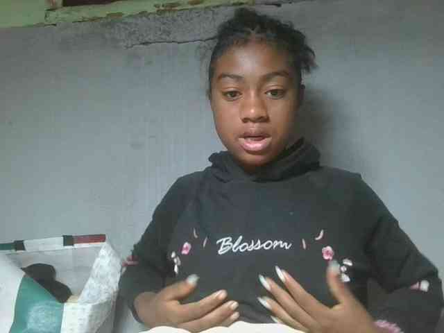 Joela1 webcam