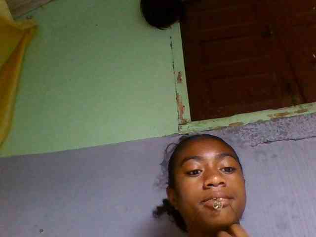 anonymous videochat Joela1
