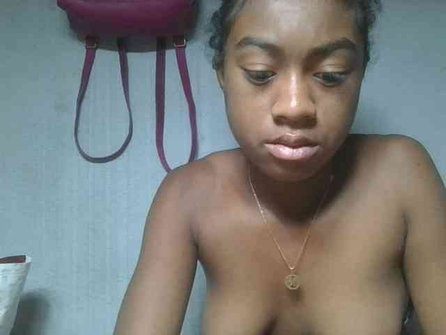 Joela1 webcam