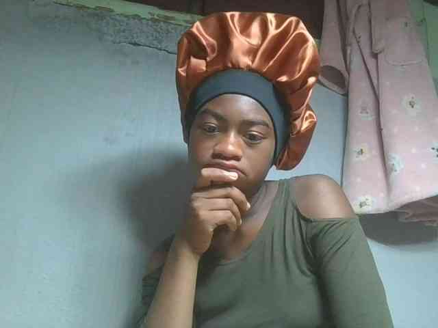 Joela1 webcam