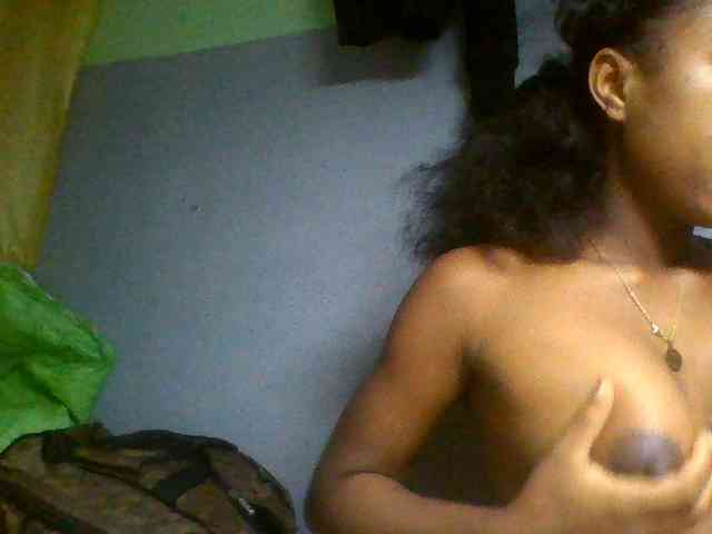 Joela1 webcam