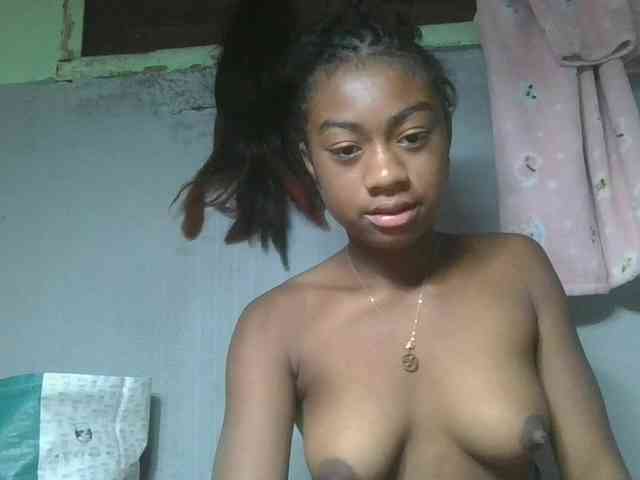 Joela1 webcam