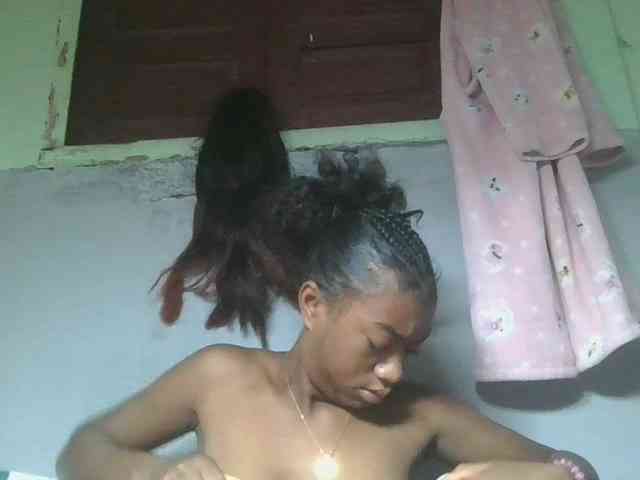 Joela1 webcam
