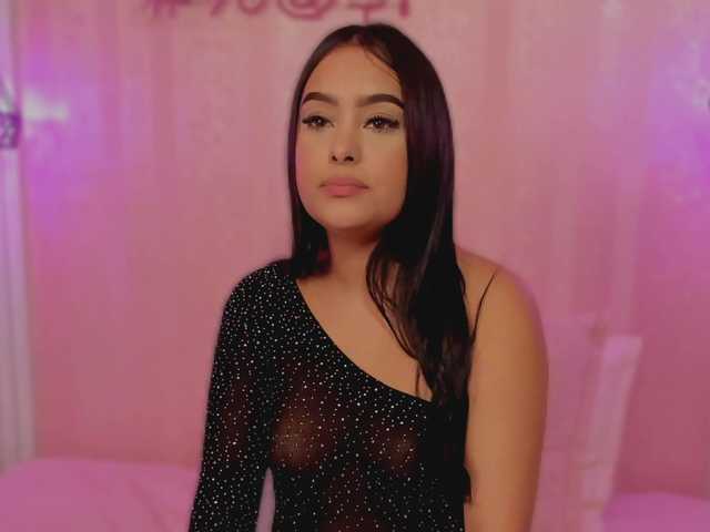 AriaClaire live cam on BongaCams