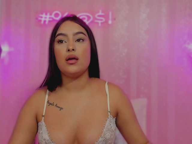 AriaClaire live cam on BongaCams