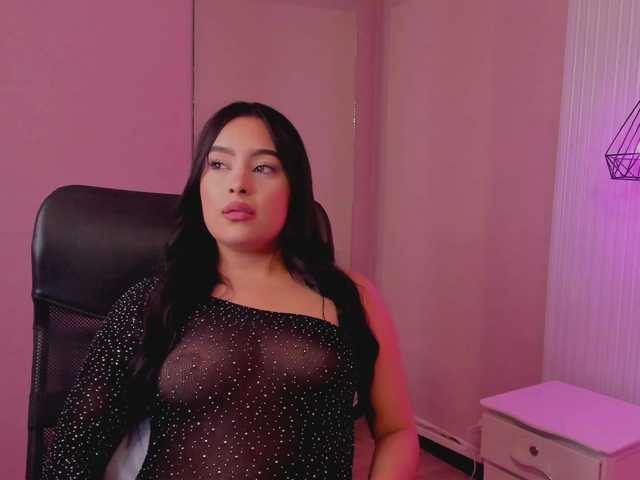 AriaClaire live cam on BongaCams