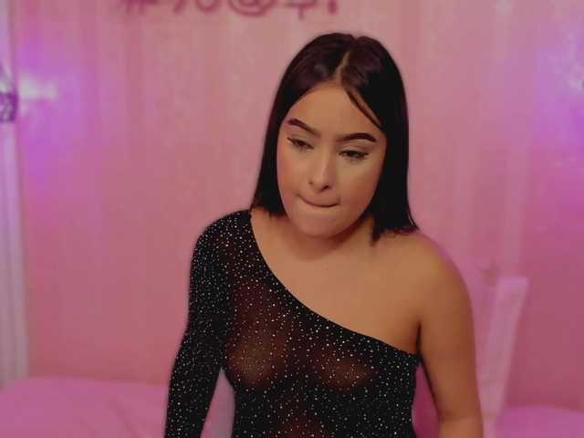 AriaClaire live cam on BongaCams