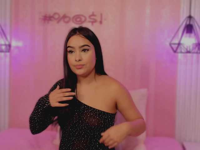 AriaClaire live cam on BongaCams