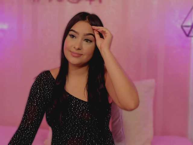 AriaClaire live cam on BongaCams