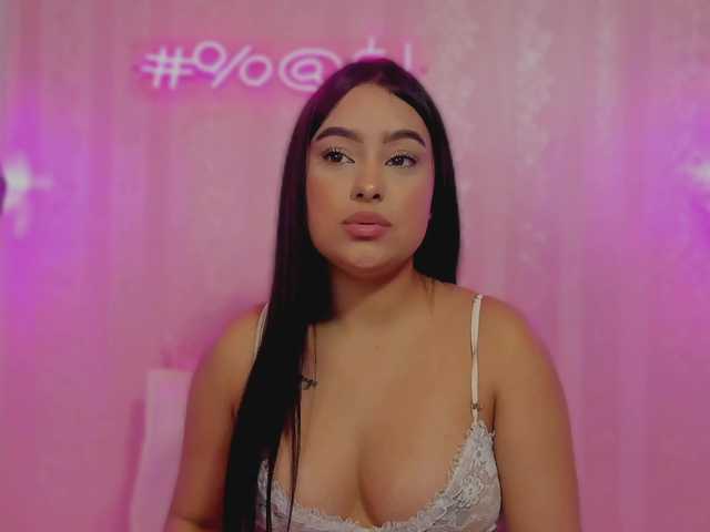 AriaClaire live cam on BongaCams