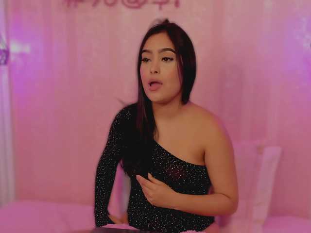 AriaClaire live cam on BongaCams