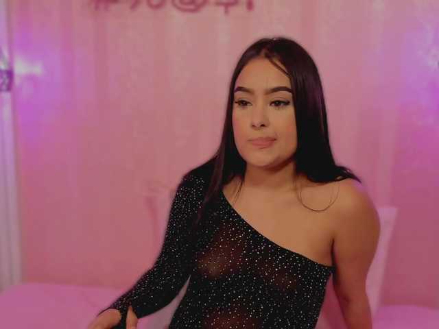 AriaClaire live cam on BongaCams