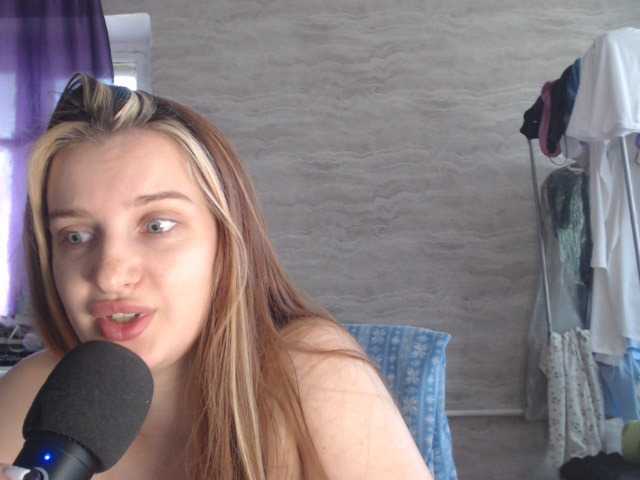 ADAMS-1 live cam on BongaCams
