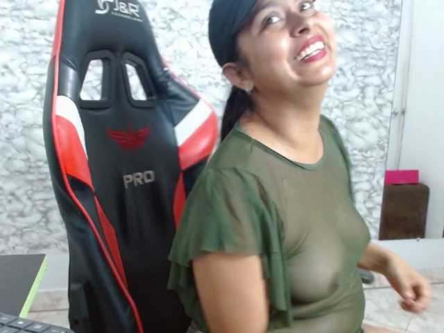 Zamiramoon live cam preview