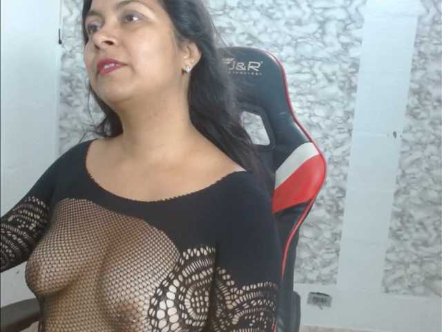 Zamiramoon live cam on BongaCams