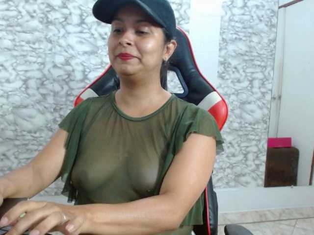 Zamiramoon live cam preview