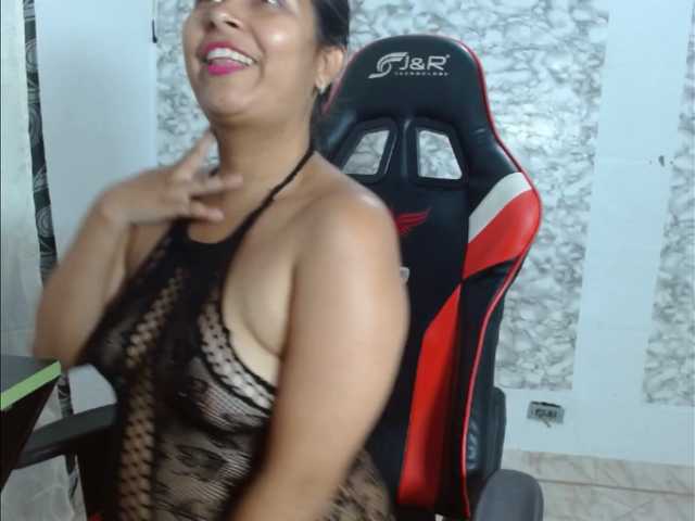 Zamiramoon live cam on BongaCams