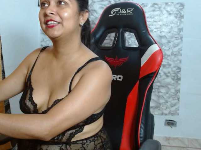 Zamiramoon live webcam show