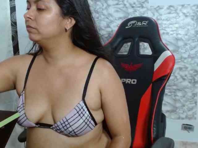 Zamiramoon webcam