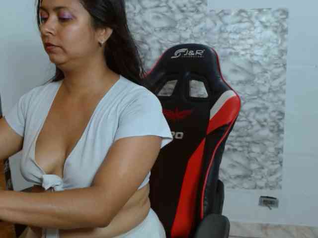 Zamiramoon webcam