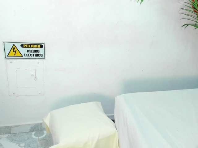 Chanell-Banks live cam on BongaCams
