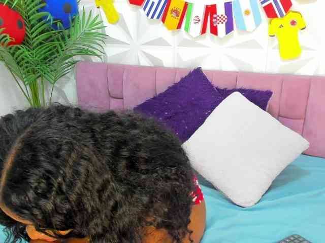 Chanell-Banks webcam